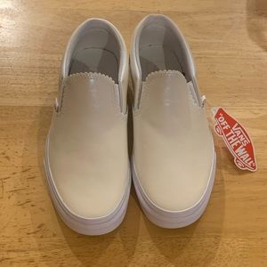 NWT Pearl Vans Slip-Ons